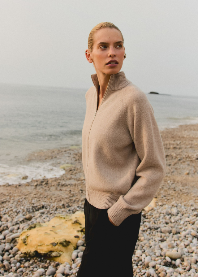 Cardigan with zip, beige | LBTM STUDIOS