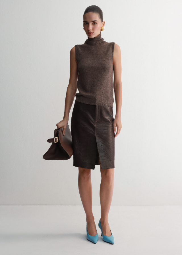 Топ кавового кольору