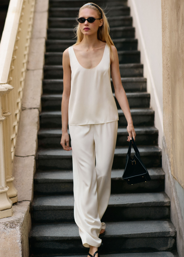 Pants, milky colour