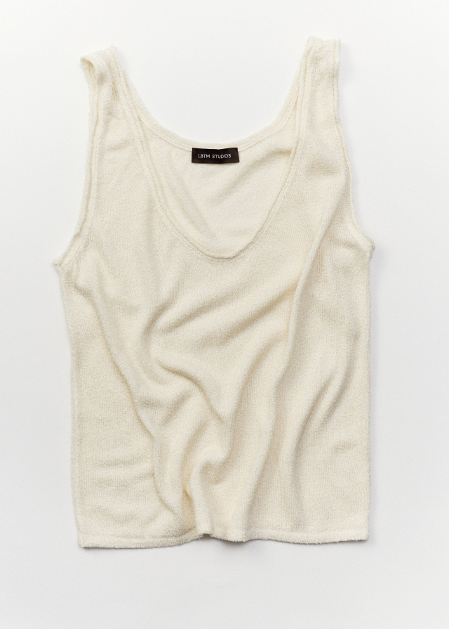 Top, milky colour