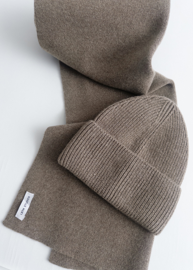 Шапка з кашеміру та вовни мериноса, кавова