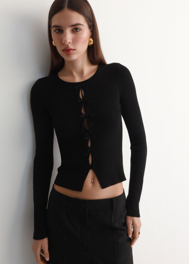 Кардиган з бантиками, чорного кольору